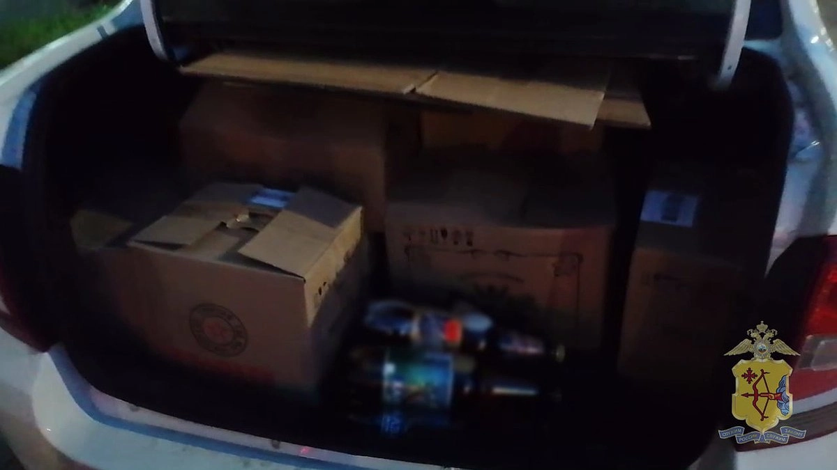 Главная картинка новости: Два магазина в Кирове закрыты за незаконную продажу алкоголя