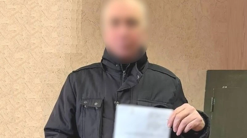 ФСБ поймала кировское начальство на сливе тонн топлива РЖД