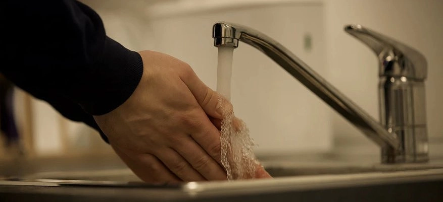 Главная картинка новости: В среду тысячи кировчан останутся без горячей воды на две недели