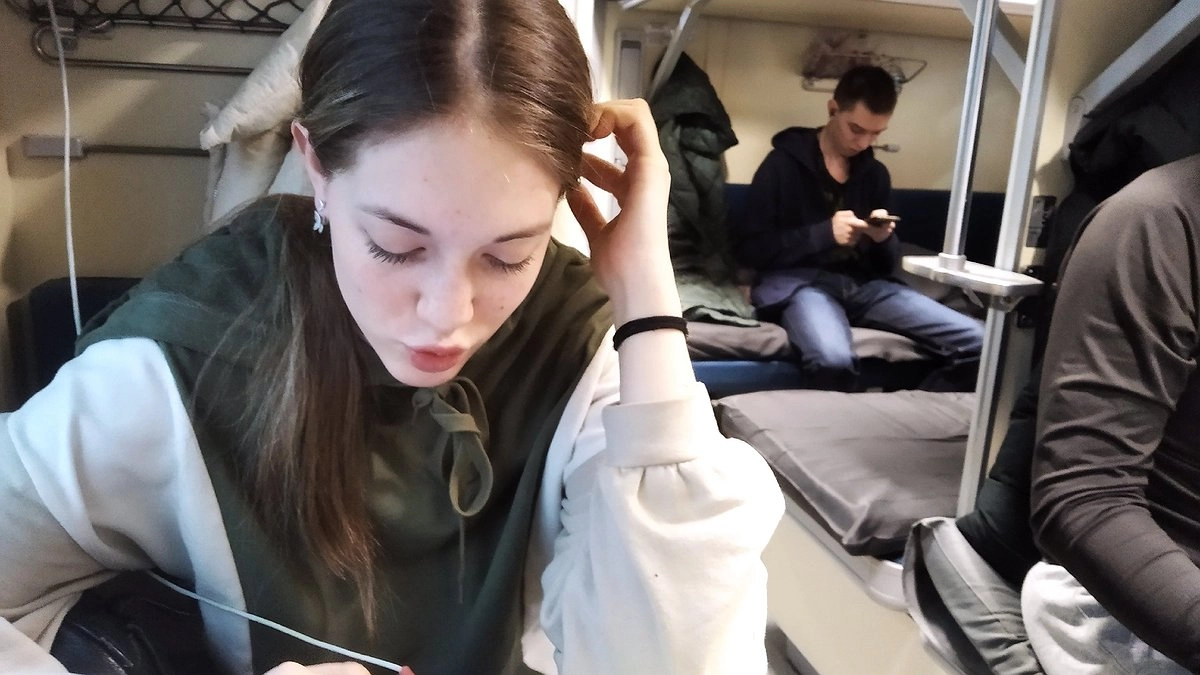 Всегда работает: что я отвечаю, когда меня просят уступить нижнее место в поезде - маленькая хитрость бывалых пассажиров РЖД