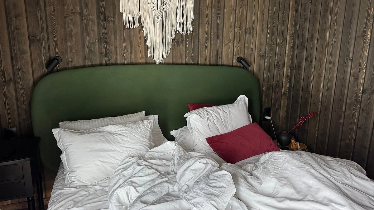 Главная картинка новости: Даже 12 квадратных метров будут казаться больше: дизайнеры объяснили, как правильно расставить мебель