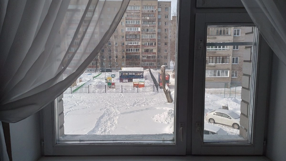 Смешиваем 1 к 1 – и конденсат на окнах больше не появится: ни плесени, ни влажности – личный опыт