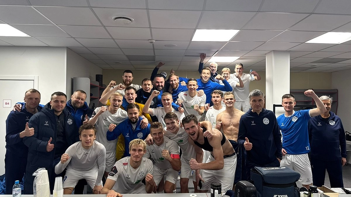 Главная картинка новости: В заключительном гостевом матче сезона кировское «Динамо» показало характер, всухую обыграв ФК «Ленинградец»