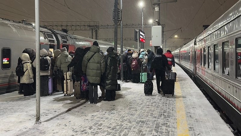 В поезде с детьми из Кирова нашли опасную еду