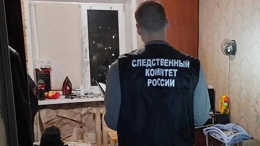 Главная картинка новости: В Юрье 47-летний мужчина убил приятеля одним ударом ножа