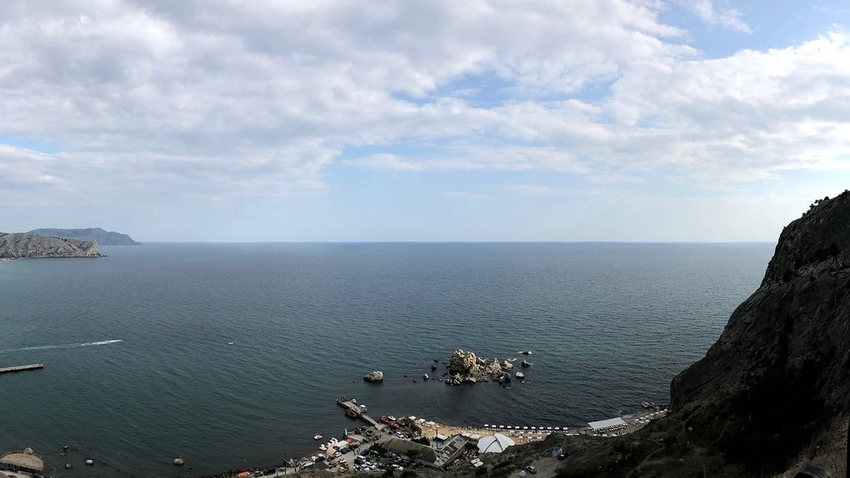 «Обед в ресторане с видом на море обходится в ₽1000»: туристка об отдыхе в Судаке