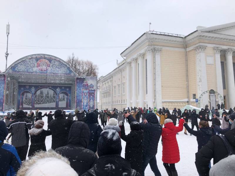 Митинг 31 января: кировчане водят хоровод у администрации ...
