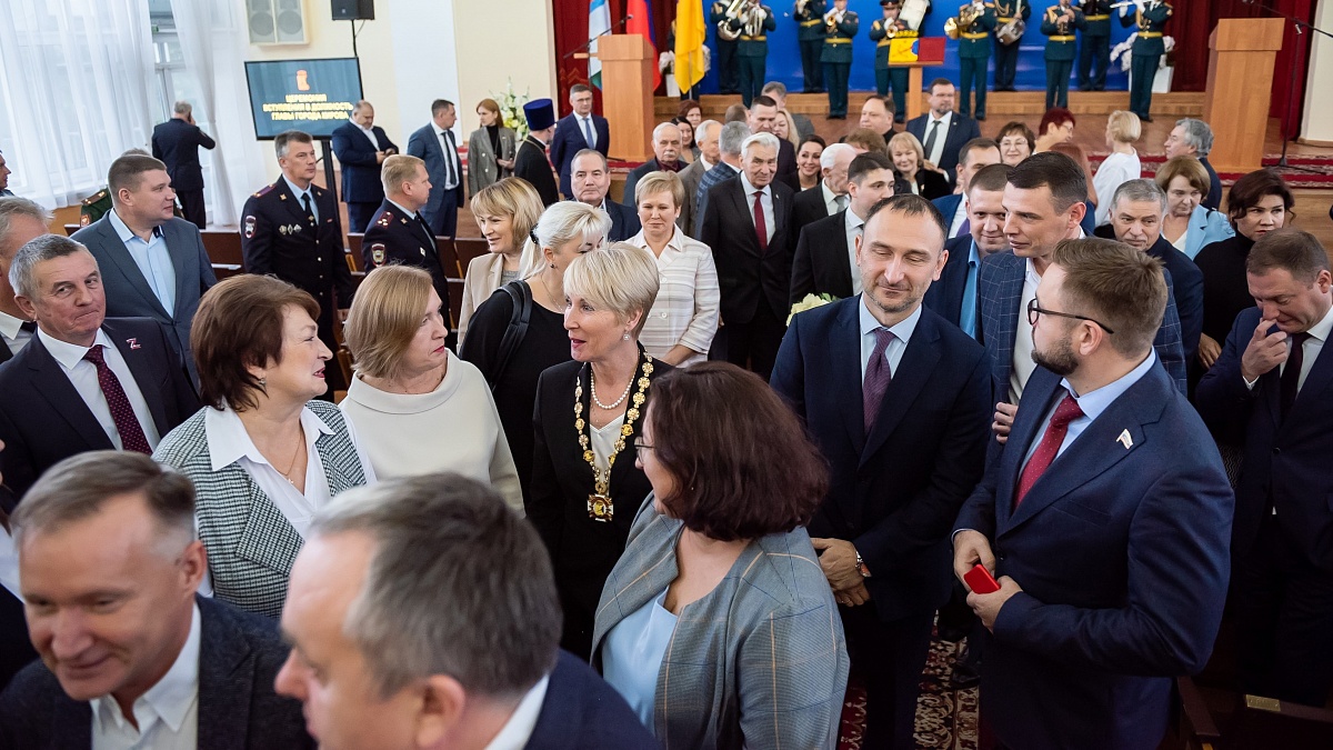 Глава города Кирова официально вступила в должность