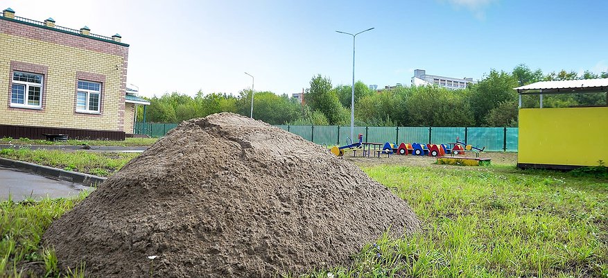 «Уралхим» приобрел 125 тонн песка для детских садов Кирово-Чепецка