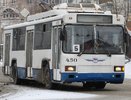 Водителю троллейбуса в Кирове брызнули в лицо из перцового баллончика