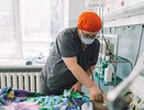 Кировские врачи спасли девочку, которую переехала тракторная телега
