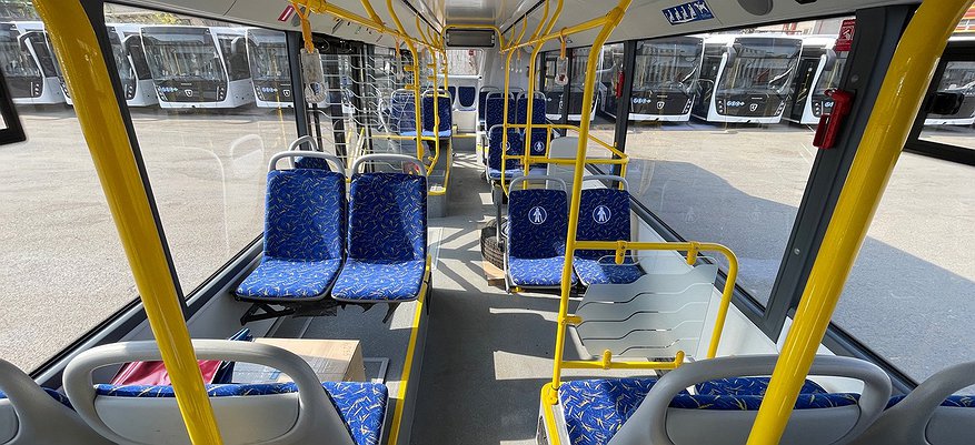 Власти Кировской области купили семь новых автобусов и сэкономили 24 млн