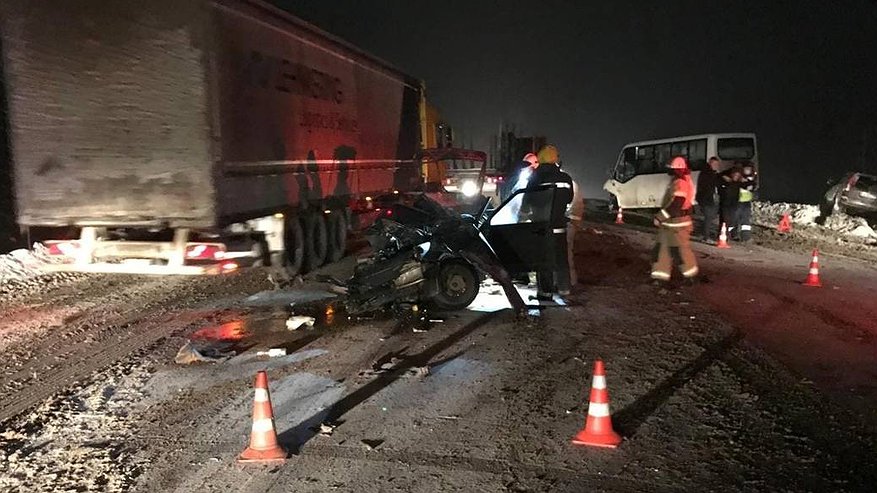 Главная картинка новости: В Слободском районе на дороге травмировалась пассажирка автобуса