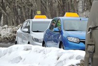 Кировчане жалуются на рост цен на такси в праздники