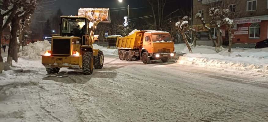 В мэрии опубликовали график вывоза снега на три дня где