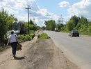 Администрацию Кирова заставили ремонтировать тротуар через суд