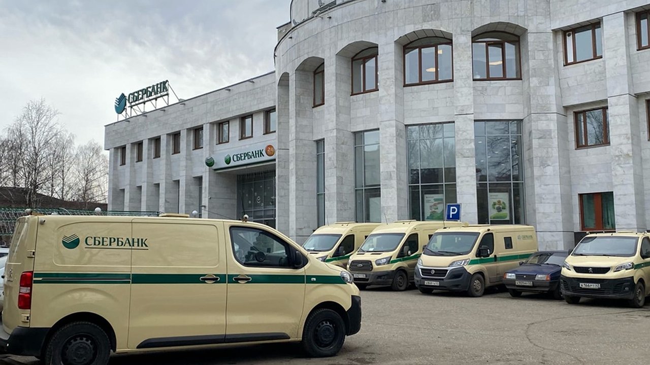 Главная картинка новости: Новый индекс Иванова от Сбера: Ивановы уверены в курсе рубля впервые за 8 лет