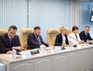 Кировские чиновники выделят деньги на увеличение зарплат работникам детских садов и школ
