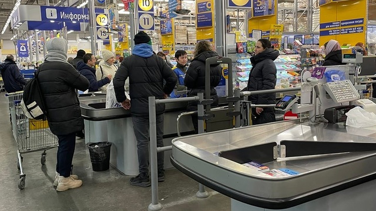 Главная картинка новости: Три профессии, которые помогут обогатиться кировчанам в новогодние праздники