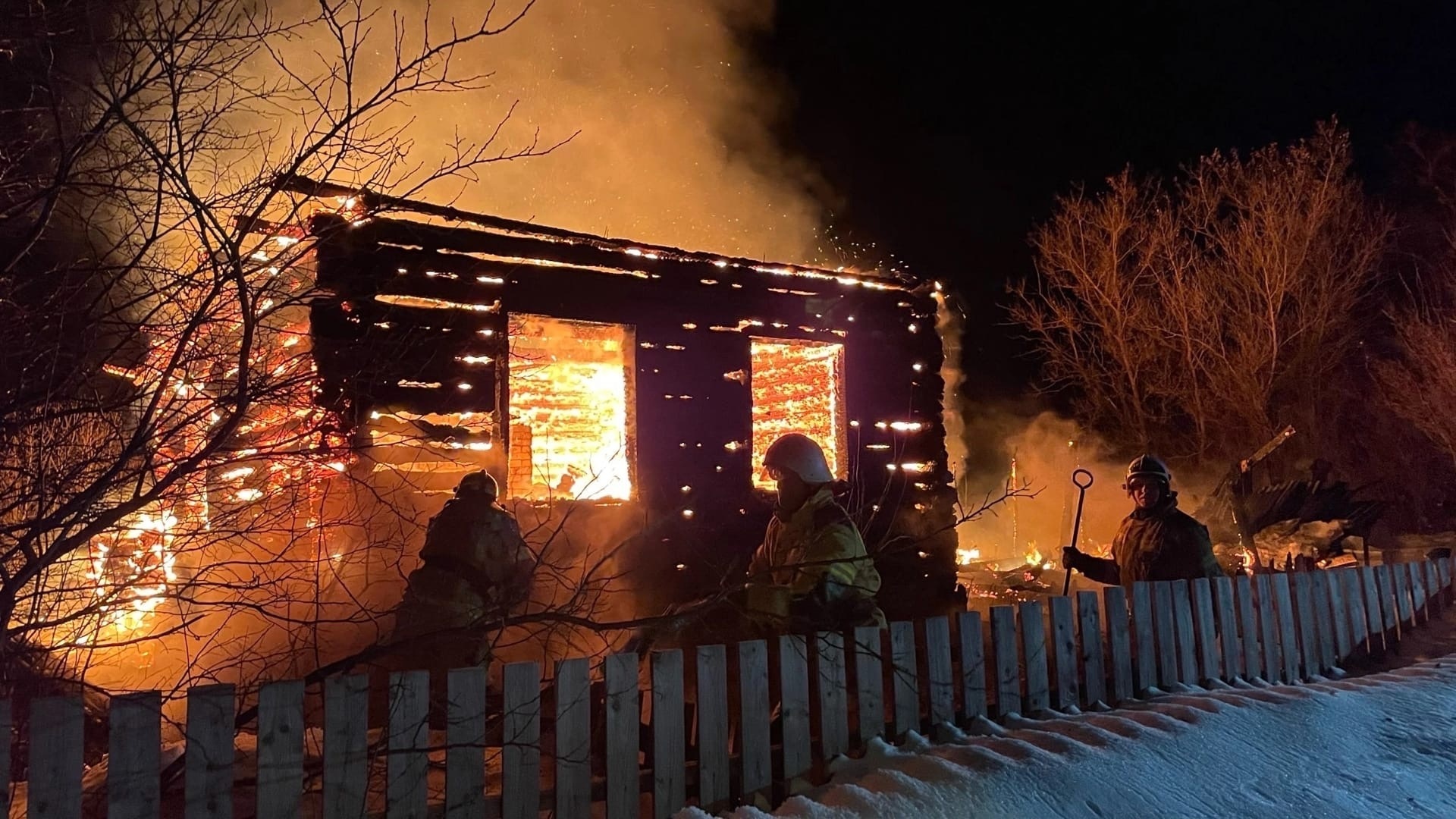 сгорел дом из за скачка напряжения гроза