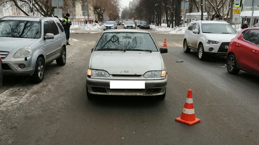 Водитель легковушки в Кирове сбил пешехода