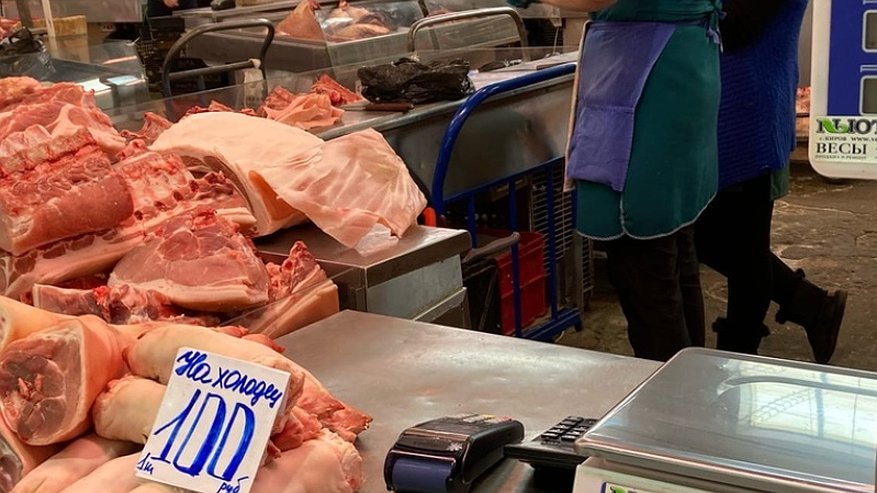 В кировские магазины продали пельмени и котлеты из неизвестного мяса