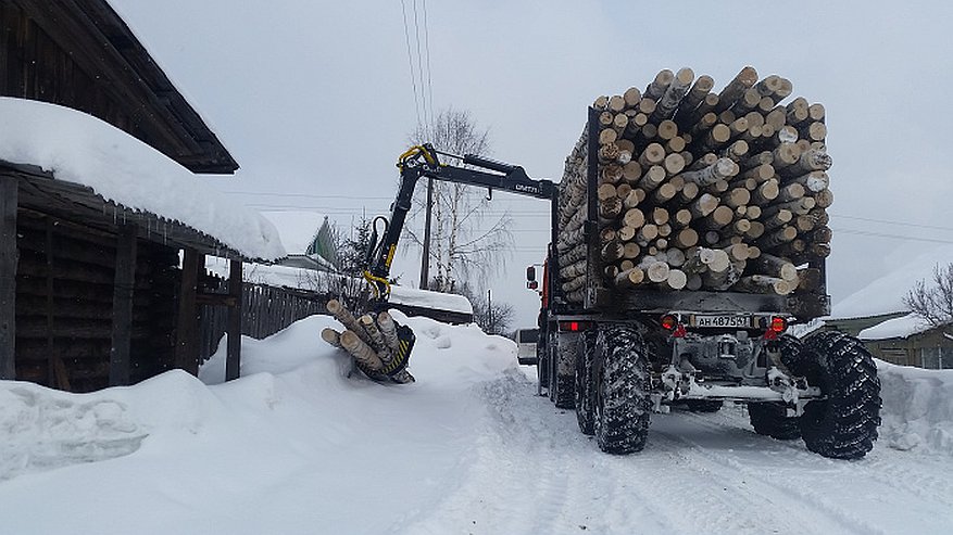 Семьям участников СВО из Кировской области начнут возить бесплатные дрова