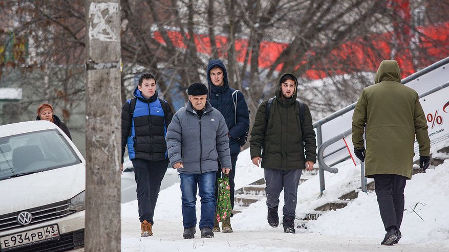 Главная картинка новости: «Хватит чиновникам отдыхать за границей»: кировчане выступили за введение нового запрета