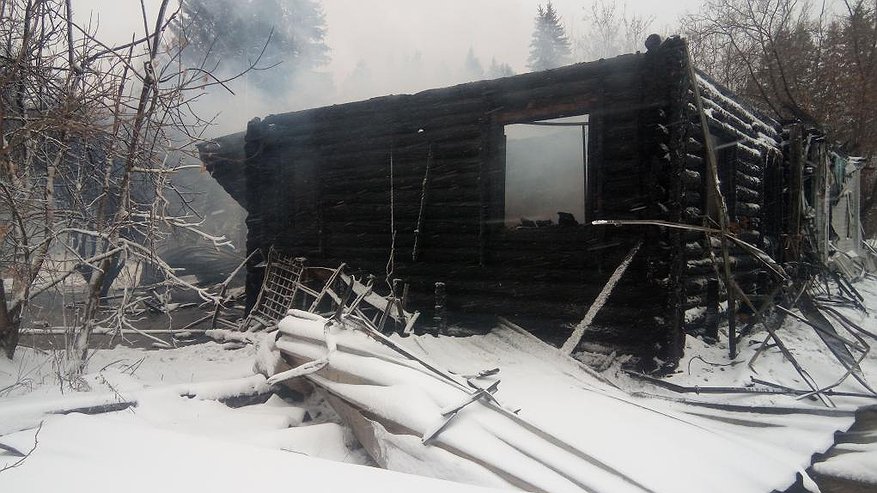В Кировской области суд приговорил к принудительным работам виновника пожара, в котором погибли люди