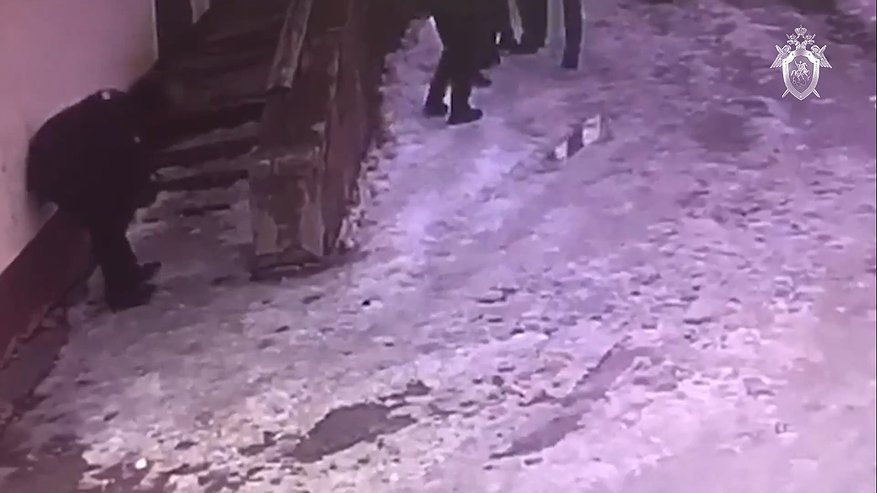 СК опубликовал видео ранения полицейского в Вятских Полянах