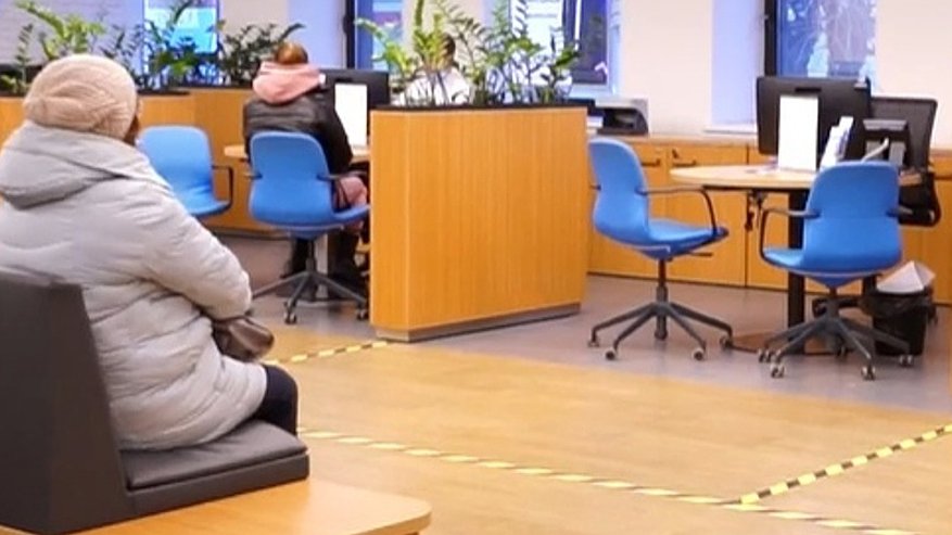 Главная картинка новости: Банки в Кировской области штрафуют за нарушение прав должников