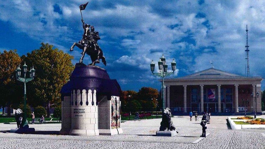 «Невский никак не связан с историей города»: кировчане высказались об установке нового памятника