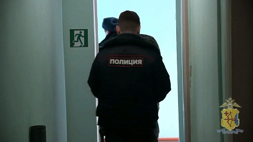 В Кировской области сотрудник органов был пойман ФСБ за нарушение гостайны