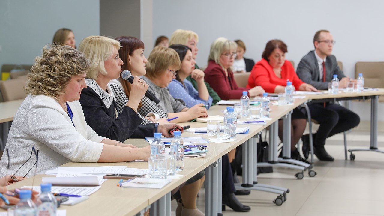 Главная картинка новости: «Уралхим» выделит 4 млн рублей на гранты для чепецких школ