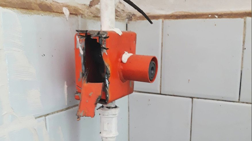 Главная картинка новости: Кировские газовики устранили самовольное подключение к газу