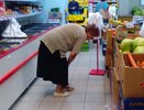 Кировский предприниматель отправлял в магазины опасные сосиски и колбасу