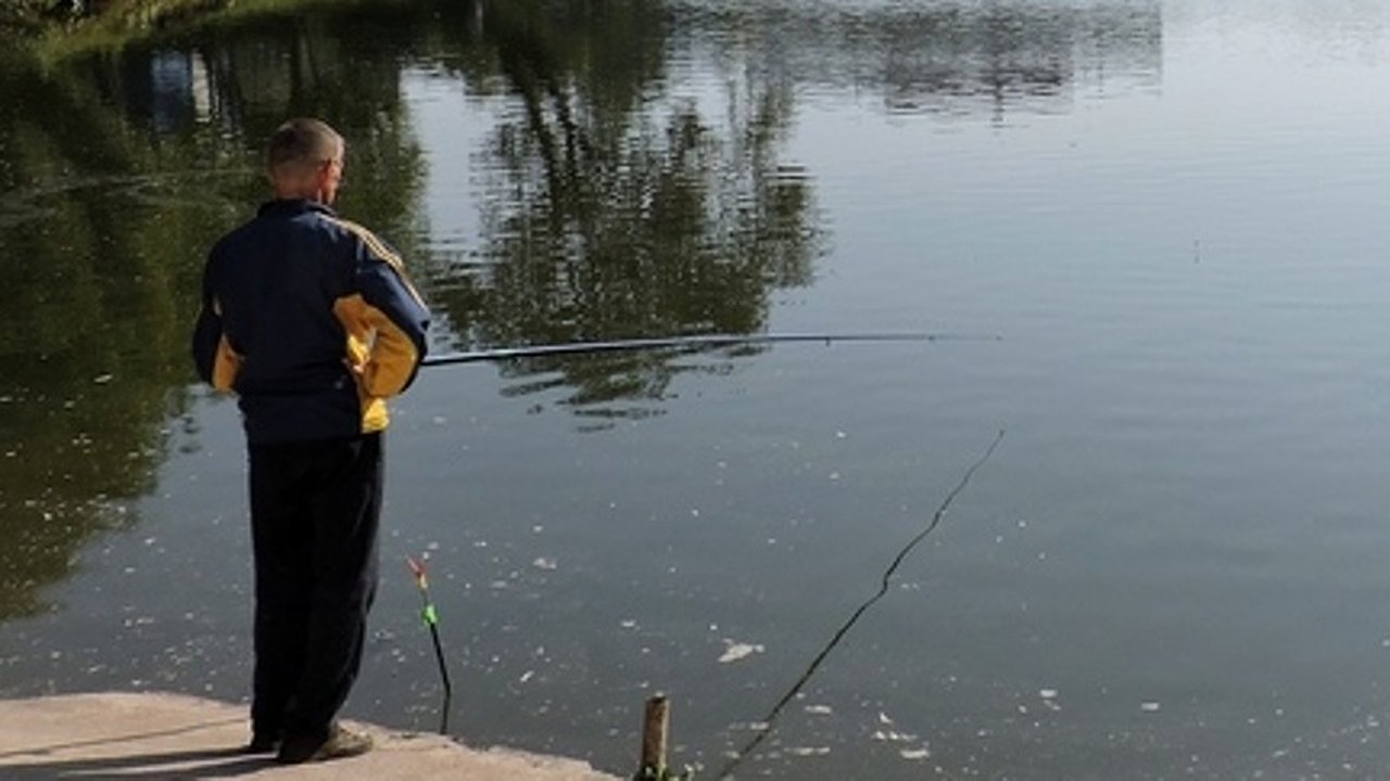 Главная картинка новости: Во время рыбалки в Кировской области утонул мужчина