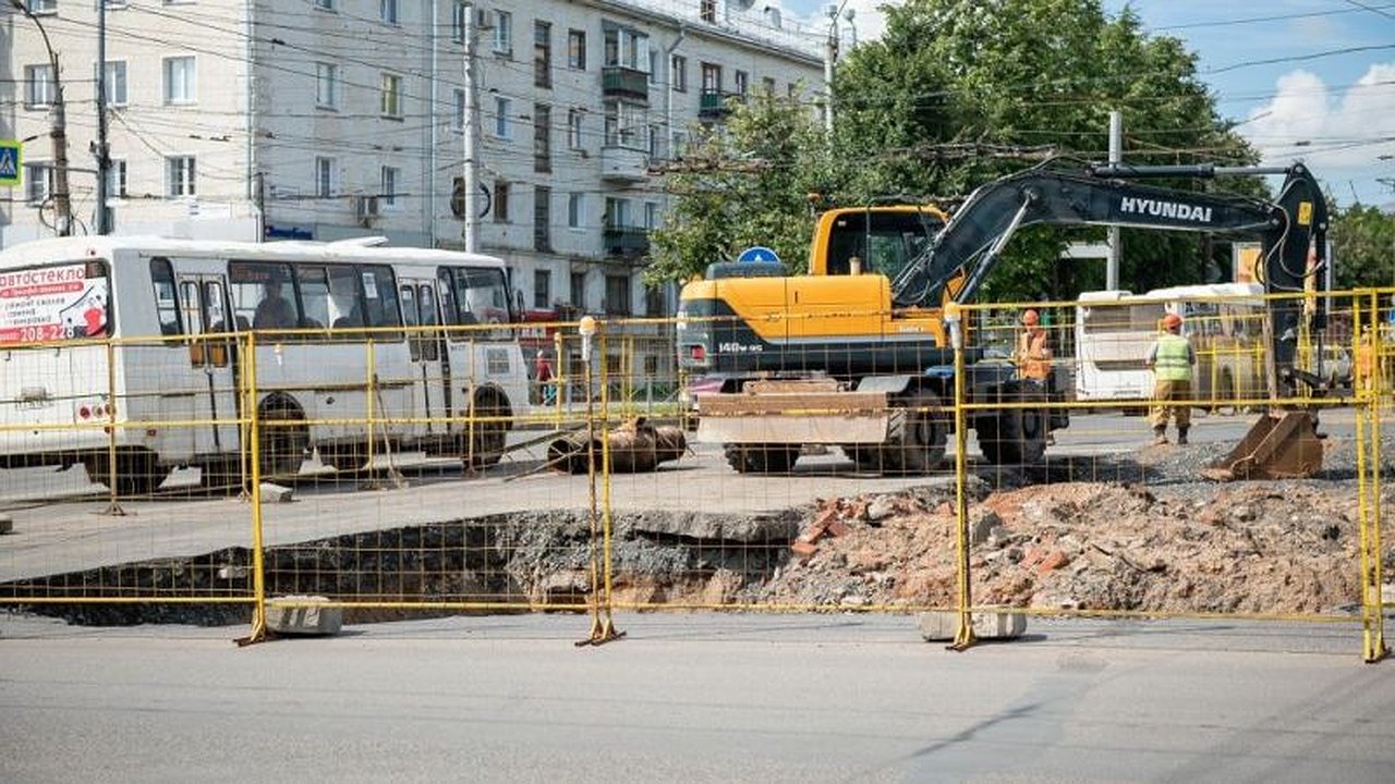 Главная картинка новости: В Кирове свыше 15 маршрутов автобусов и троллейбусов могут отставать от расписания