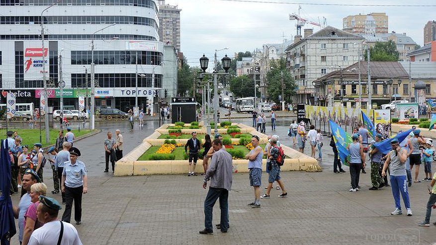 В День ВДВ в Кирове перекроют проезд на двух улицах