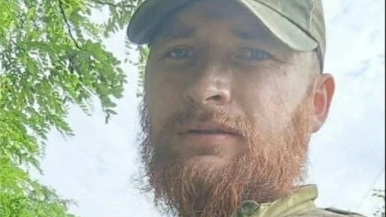 Главная картинка новости: "Скорбит вся Вятка": стало известно о гибели еще одного участника СВО из Кировской области