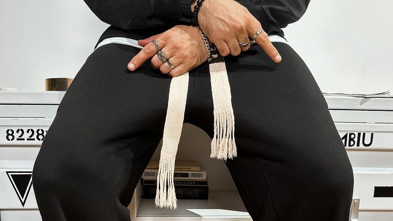 Главная картинка новости: Корейский стиль в одежде: симбиоз традиции и современности