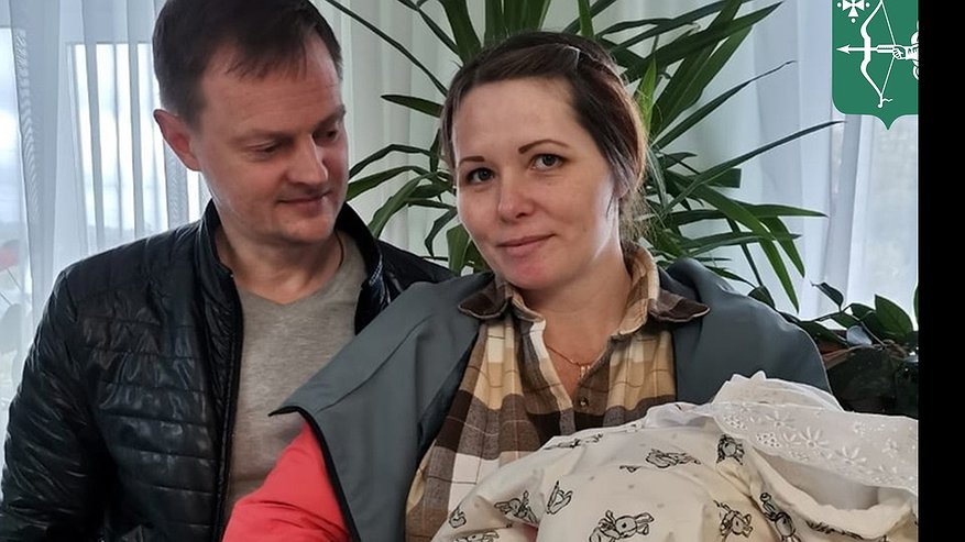 Главная картинка новости: В Кировской области ребенка назвали, сложив имена его братьев