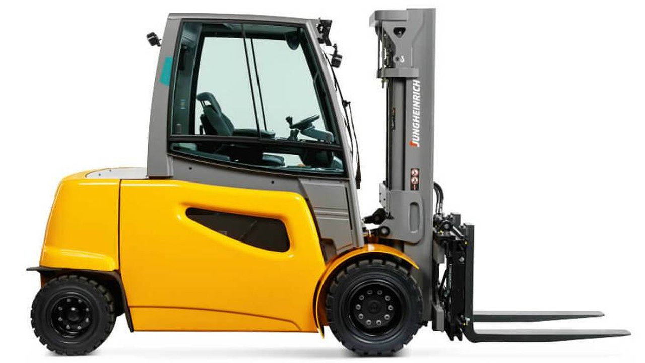 Главная картинка новости: Электрические погрузчики