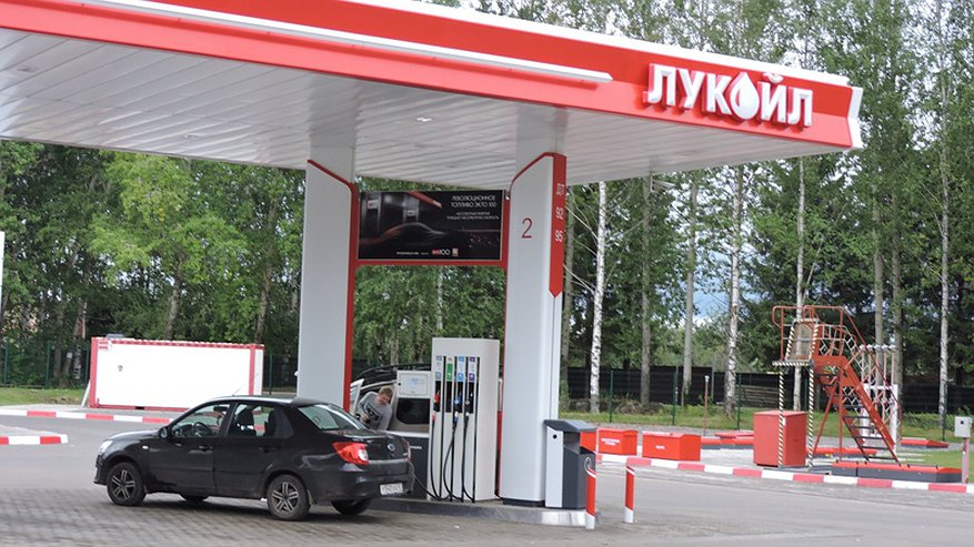 Известно, как изменились цены на бензин за август в Кировской области