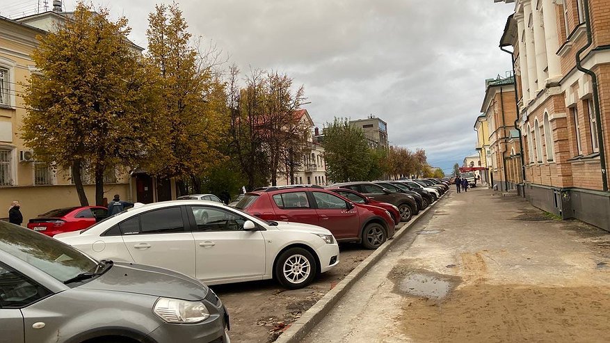 Главная картинка новости: Цены на легковые автомобили вырастут еще на 30 %: прогноз российских дилеров