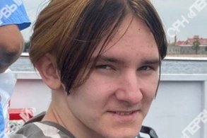Черные волосы и зеленые глаза: в Кирове без вести пропал 17-летний подросток с каре