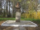 Песков пообещал разобраться в ситуации с установкой памятника Сталину в детском парке Орлова