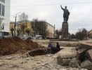 Территорию у памятника Кирову в центре города благоустроят за 14 млн рублей
