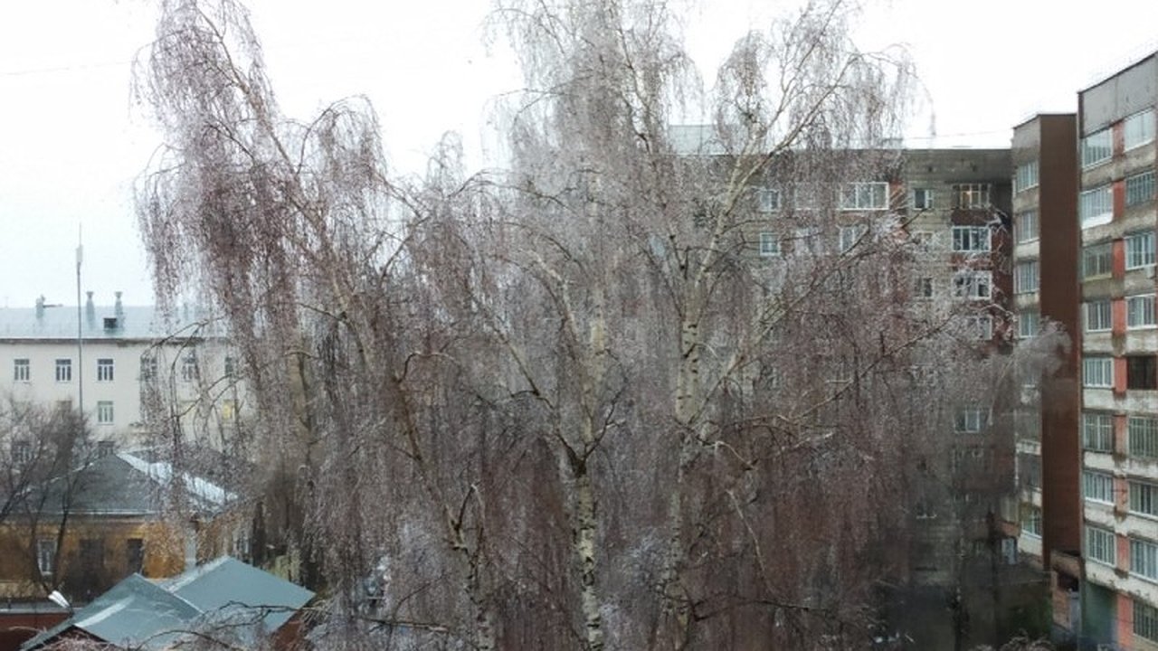 Главная картинка новости: На Киров обрушится ледяной дождь: предупреждение для местных жителей