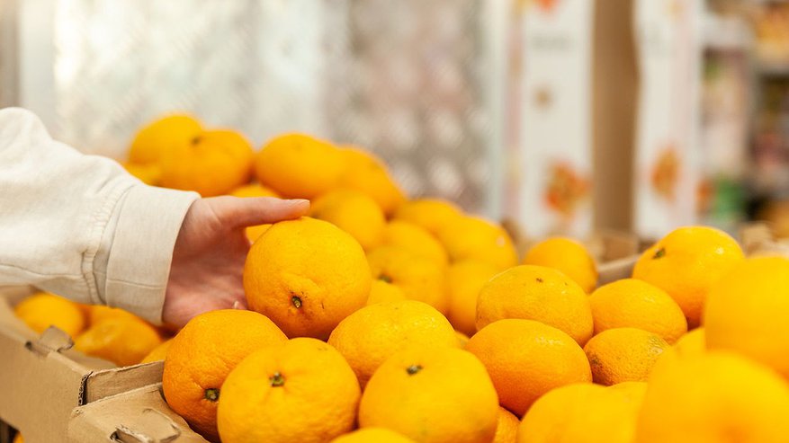 Главная картинка новости: За год мандарины в России подорожали на 70%